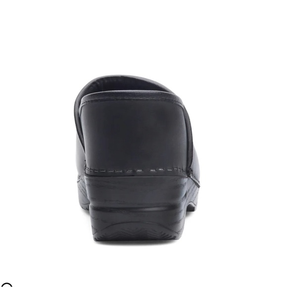 Dansko professional clogs 🌺 - Picture 9 of 11